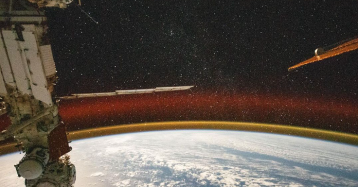 The ISS captures a stunning photo of Earth with stars