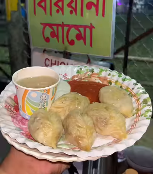 Internet calls it a crime for a Calcutta seller to put chicken biryani inside momos