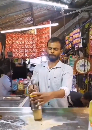 There's a reason why Anand Mahindra is impressed by this hawker