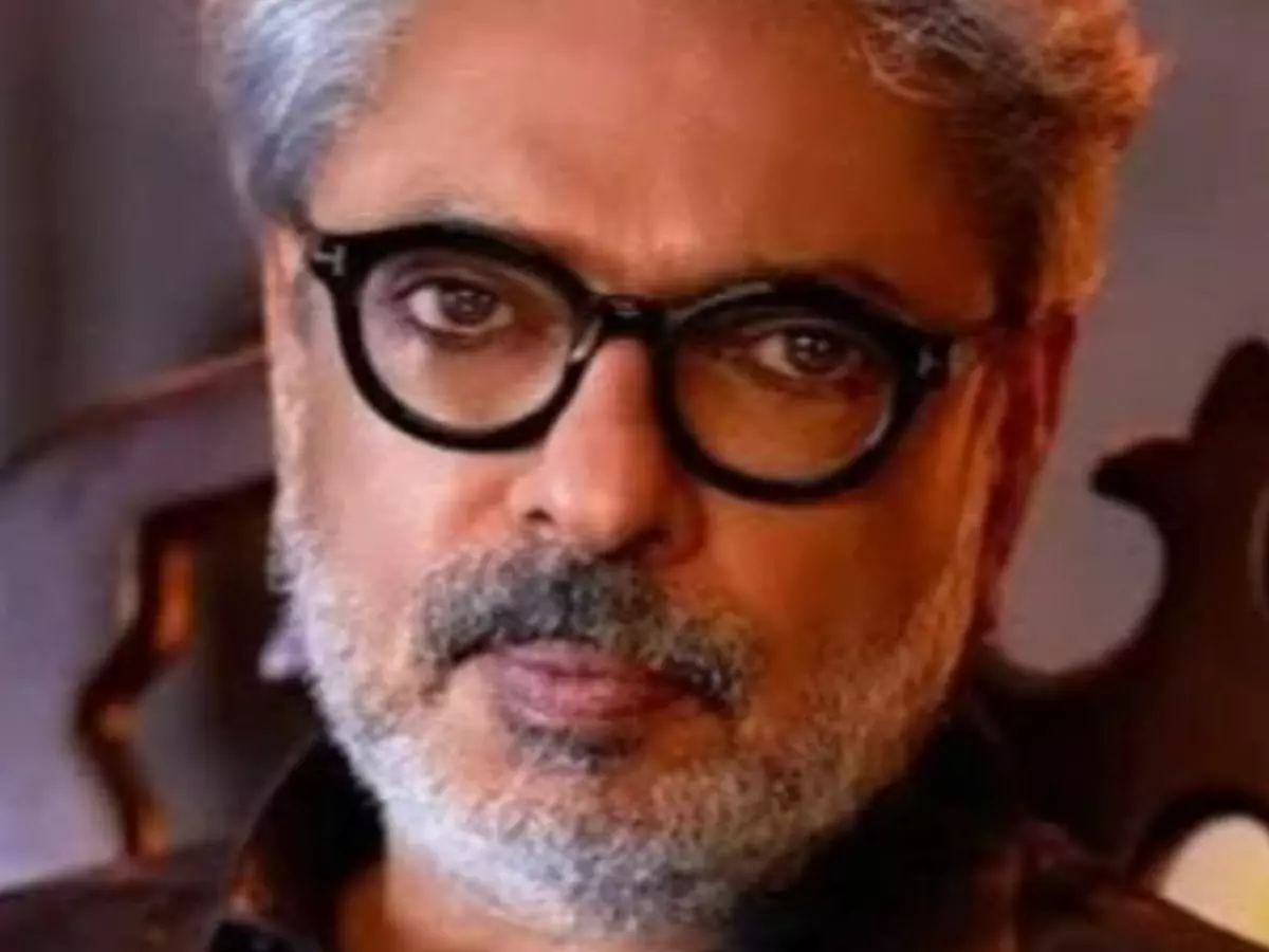 Sanjay Leela Bhansali's Love & War a homage to Raj Kapoor's Sangam Sanjay Leela Bhansali's Love & War a homage to Raj Kapoor's Sangam