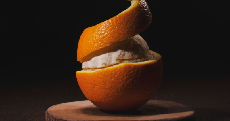 Why do people use the viral orange peel theory to test their partners?