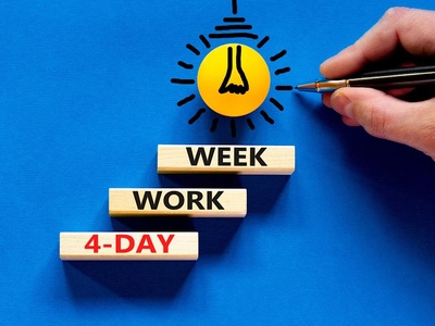 countries with four day work week