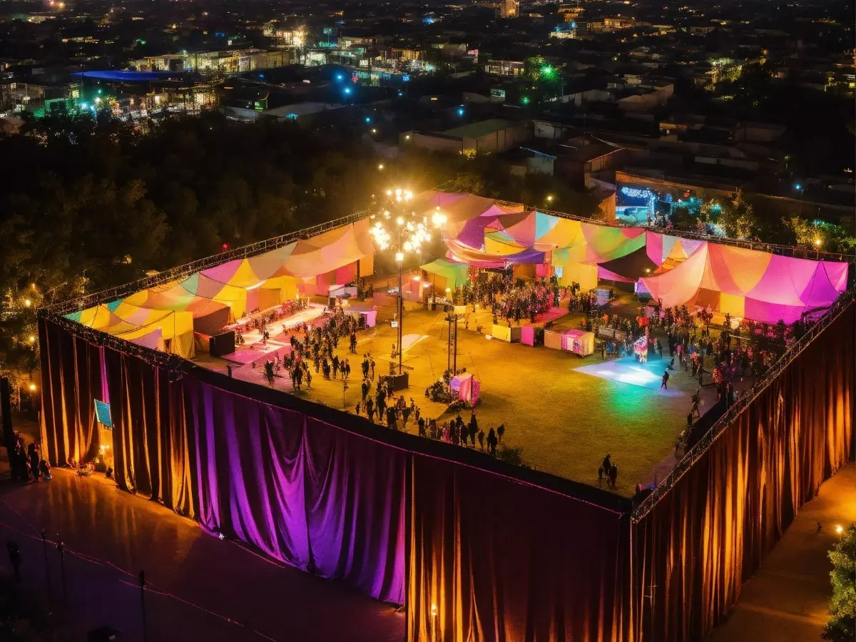 diseo-escenario-en-alto-para-festival-musical-ubi-65b8cf7bcca22 Indiatimes