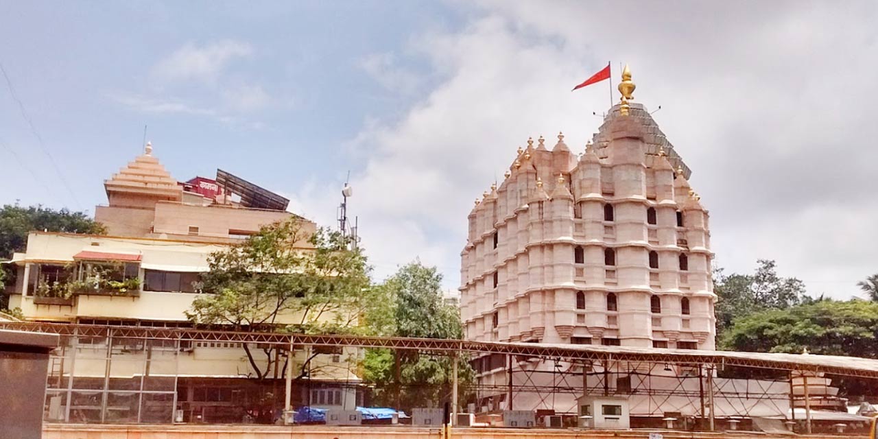 Siddhivinayak Temple - Mumbai, Maharashtra