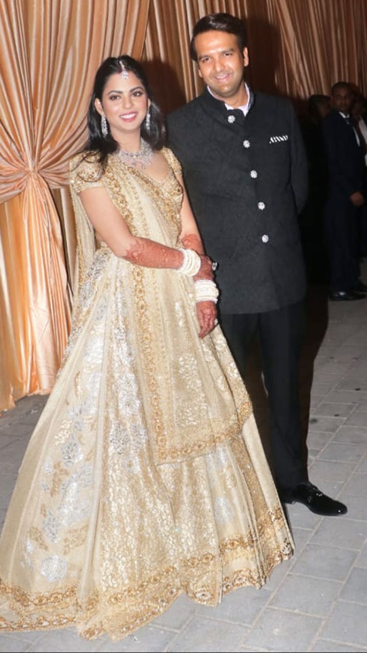 Isha Ambani: Isha Ambani makes first public appearance after Dec wedding at  Valentino's Paris show, with mum Nita - The Economic Times