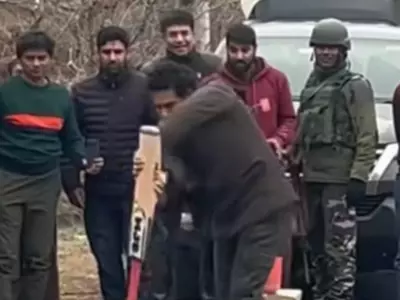 Tendulkar's Video From Kashmir Reminds Internet Of TMKOC's Daya