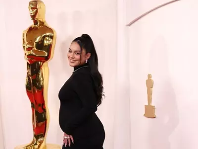 Vanessa Hudgens Reveals Pregnancy  On Oscars 2024