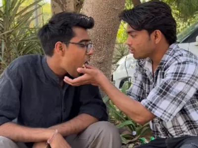 It's Bromance From Miles Away In This Video Of Street Food Vendor Feeding Customer
