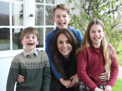 Kate Middleton Photoshop Blunder Prompted Hilarious Reactions