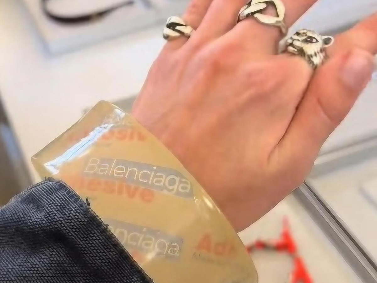 Balenciaga Arena Giant Double Wrap Bracelet, Bracelets - Designer Exchange  | Buy Sell Exchange