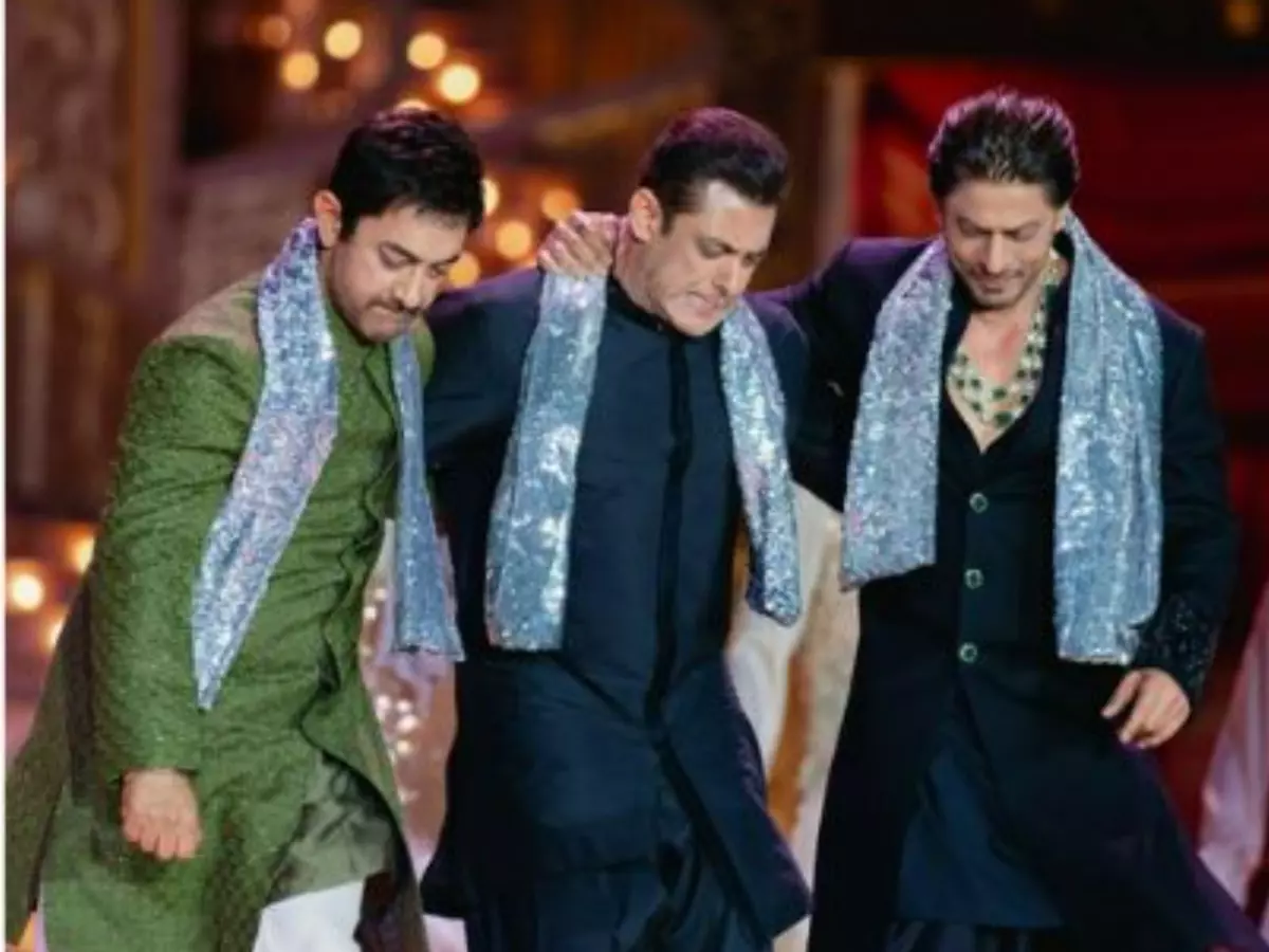 How Much Salman Khan, Shah Rukh Khan & Aamir Khan Charged For Peforming At The Ambani Bash?