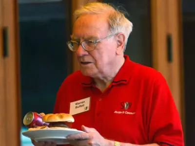 How The Stock Market Decides Warren Buffett's McDonald's Breakfast Everyday