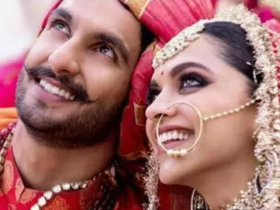 Ranveer Singh Team Reveals Why He Has Removed Wedding Pics With Deepika Padukone