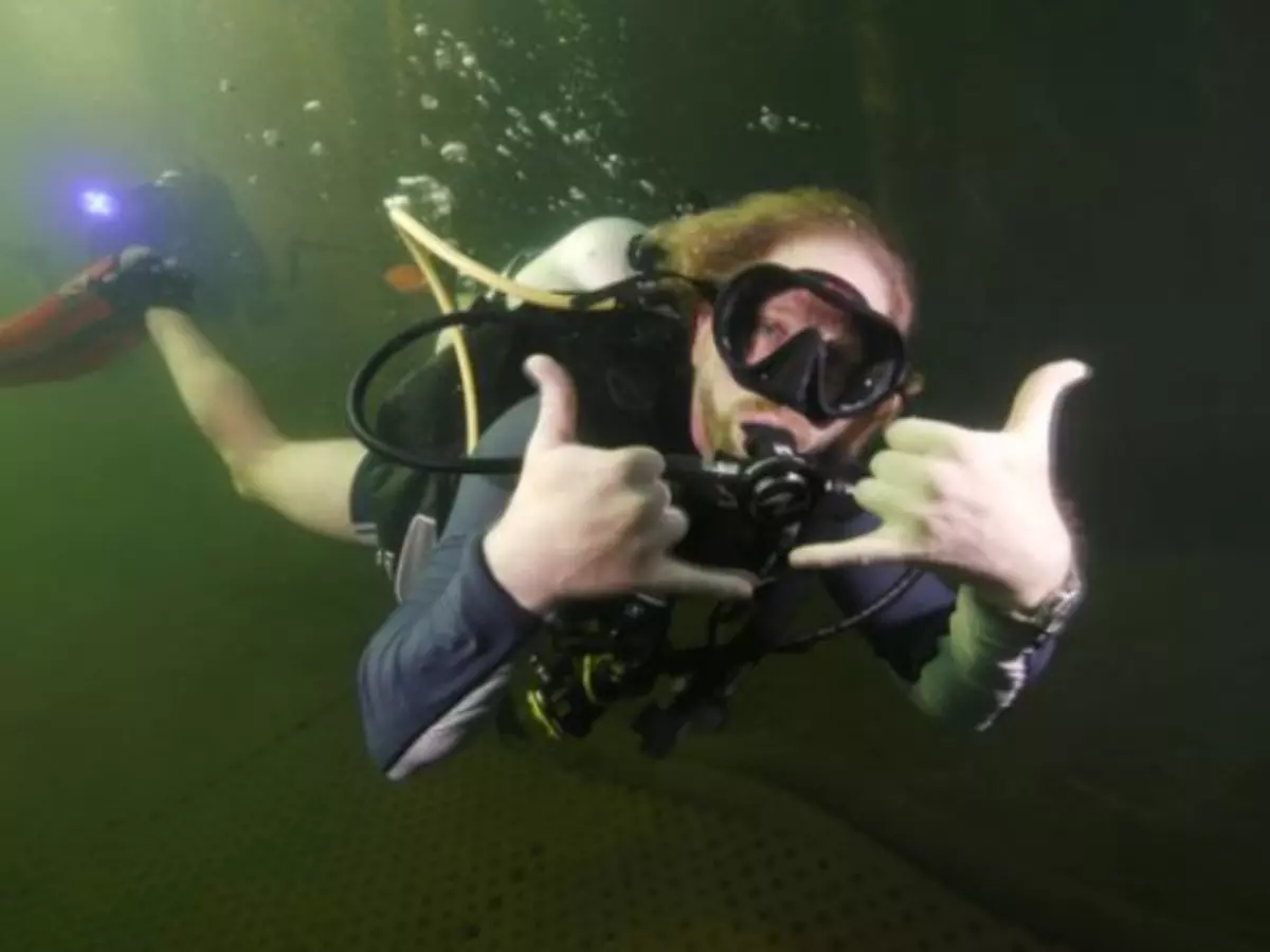 56-Year-Old Man Who Lived Underwater In Atlantic Ocean For 100 Days Becomes Younger By 10 Years Indiatimes