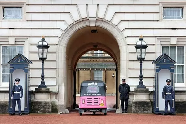 18 YO Arti Arrives In A Pink Rickshaw At Buckingham Palace Wins UK #39 s 18 YO Arti Arrives In A Pink Rickshaw At Buckingham Palace Wins UK #39 s