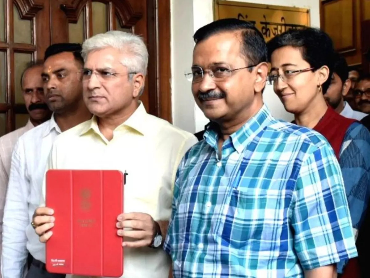 Kailash Gahlot resignation, Delhi Transport Minister resigns, Kailash Gahlot quits AAP, Aam Aadmi Party controversies, Delhi political news, Kailash Gahlot unfulfilled promises, Sheeshmahal controversy, Arvind Kejriwal AAP setback, Delhi transport updates Kailash Gahlot resignation, Delhi Transport Minister resigns, Kailash Gahlot quits AAP, Aam Aadmi Party controversies, Delhi political news, Kailash Gahlot unfulfilled promises, Sheeshmahal controversy, Arvind Kejriwal AAP setback, Delhi transport updates