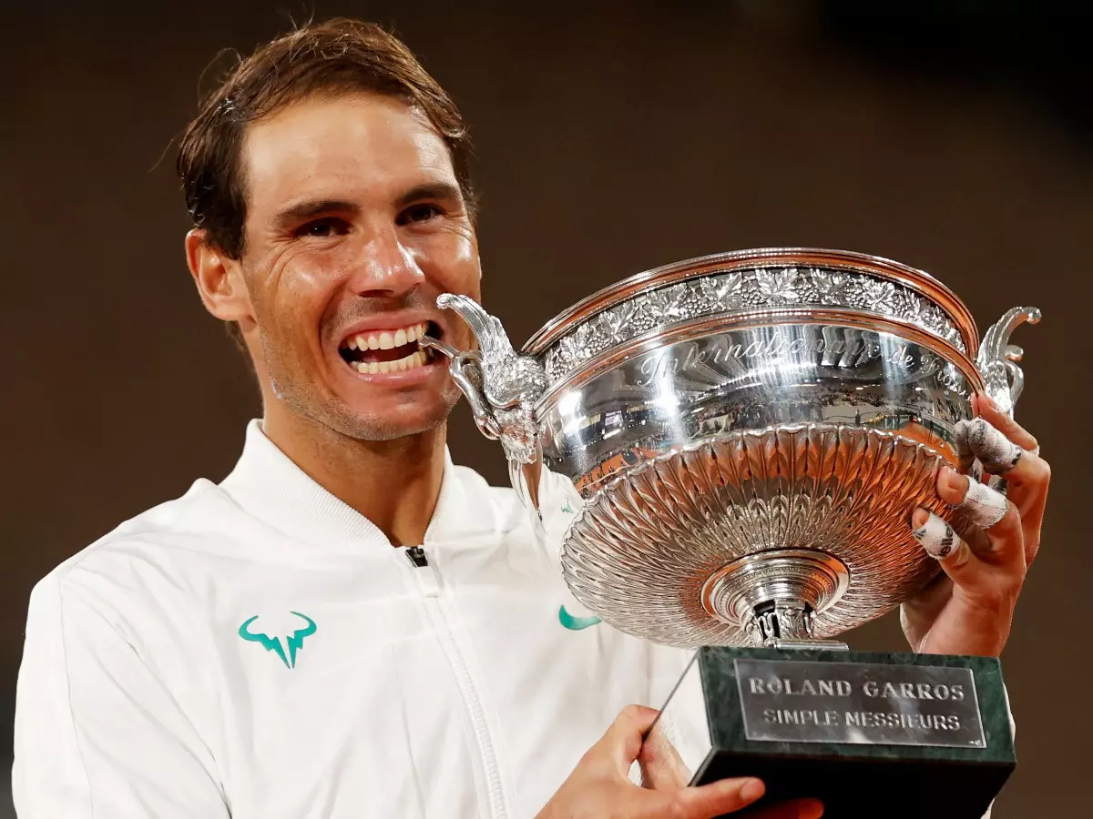 Rafael Nadal bersara