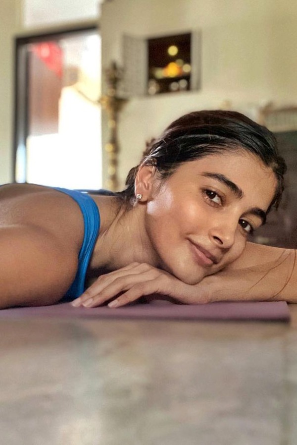 Pooja Hegde's workout routine is all the mid-week motivation you need 