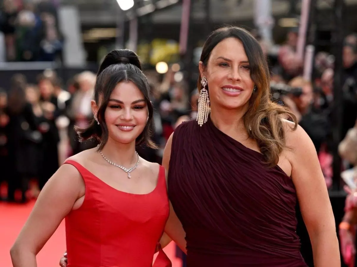 Emilia P谷rez star Karla Sof赤a Gasc車n shares statement after tweet calling Selena Gomez 'rich rat' resurfaces: 'I'm not the same person' Emilia P谷rez star Karla Sof赤a Gasc車n shares statement after tweet calling Selena Gomez 'rich rat' resurfaces: 'I'm not the same person'