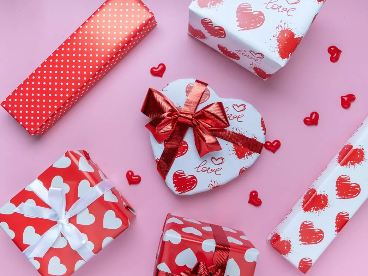 Valentine's Day 2025 From handwritten letters to memory jars, 7