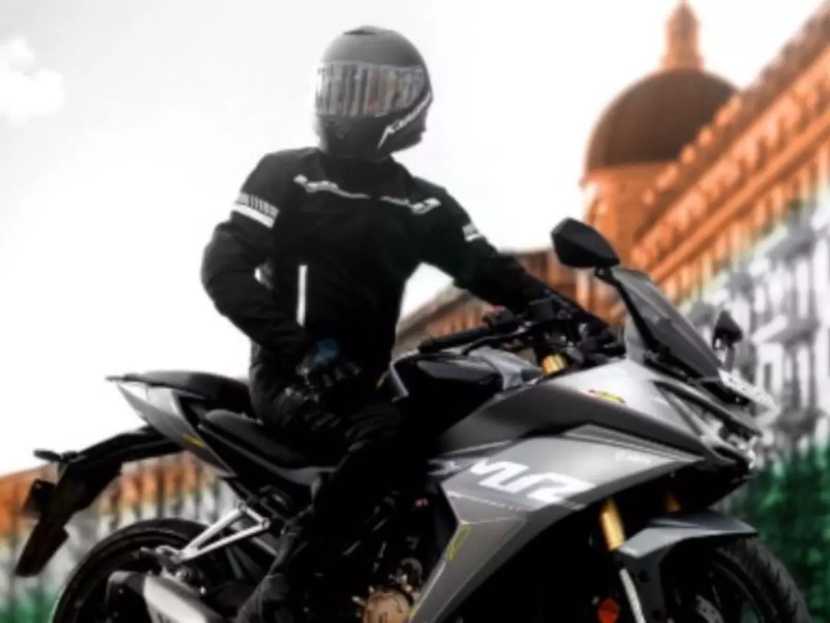 Hero Karizma XMR 210 Combat Edition teased Hero Karizma XMR 210 Combat Edition teased