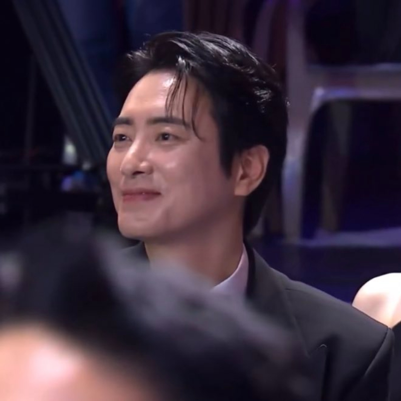 What happened between Lee Jun Hyuk & Lee Junyoung at the 4th Blue ...