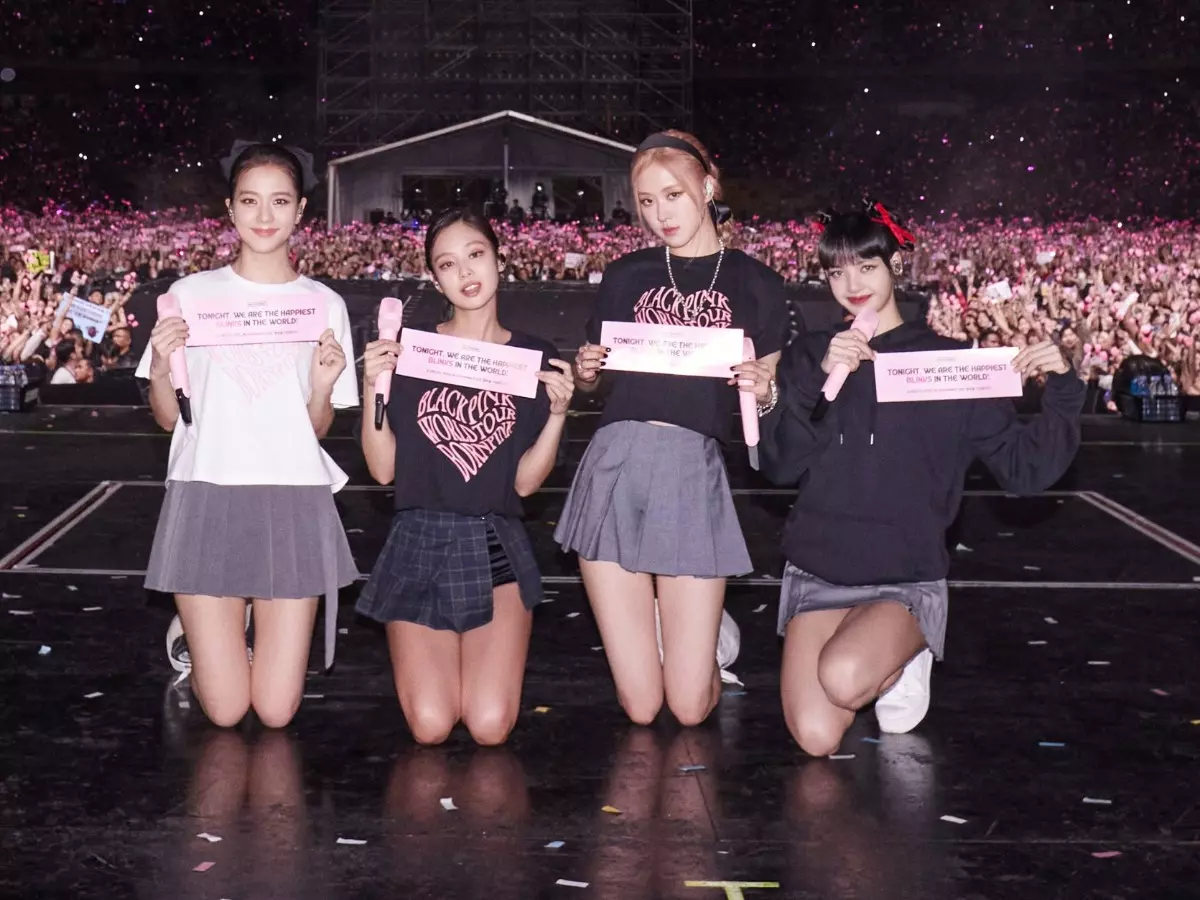 BLINKs trend 'we want BLACKPINK comeback'; question YG over Jisoo, Jennie, Ros¨¦, and Lisa's absence BLINKs trend 'we want BLACKPINK comeback'; question YG over Jisoo, Jennie, Ros¨¦, and Lisa's absence