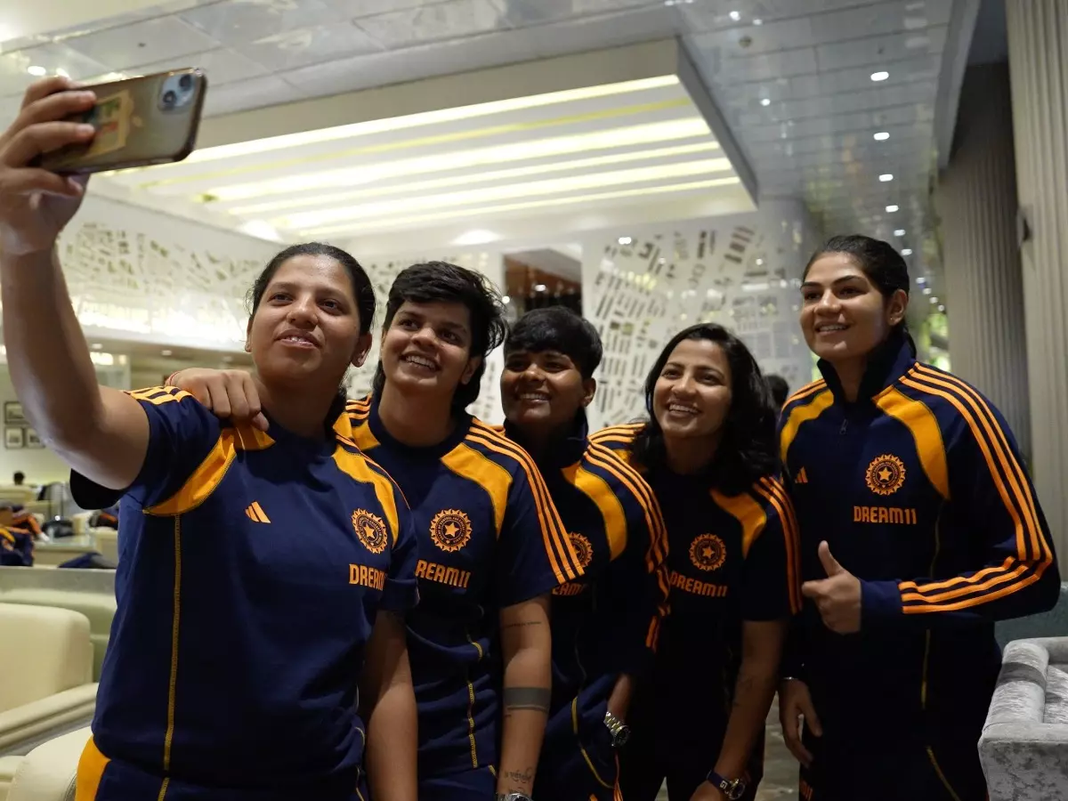 IND-W vs ENG-W: Harmanpreet Kaur to lead as Indian women's cricket team arrive in England for T20I and ODI series IND-W vs ENG-W: Harmanpreet Kaur to lead as Indian women's cricket team arrive in England for T20I and ODI series