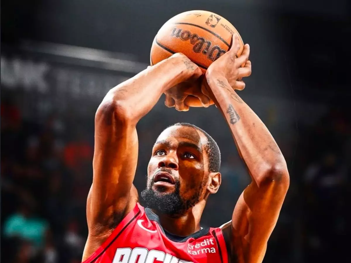Kevin Durant¡¯s reaction to Houston Rockets Trade goes viral | Credit: X | @Stunna999_ Kevin Durant¡¯s reaction to Houston Rockets Trade goes viral | Credit: X | @Stunna999_