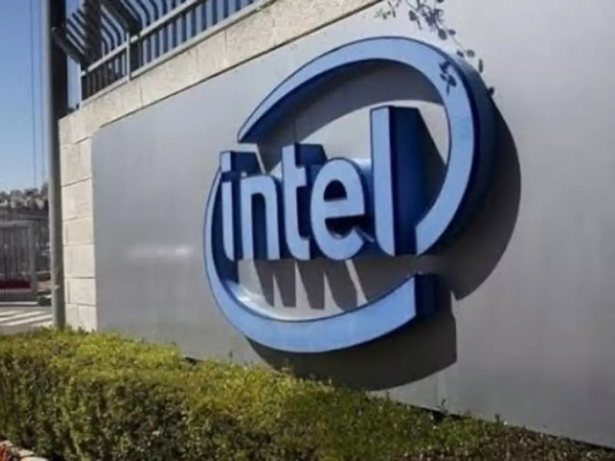 Intel to lay off most employees as it winds down automotive division in latest downsizing push Intel to lay off most employees as it winds down automotive division in latest downsizing push