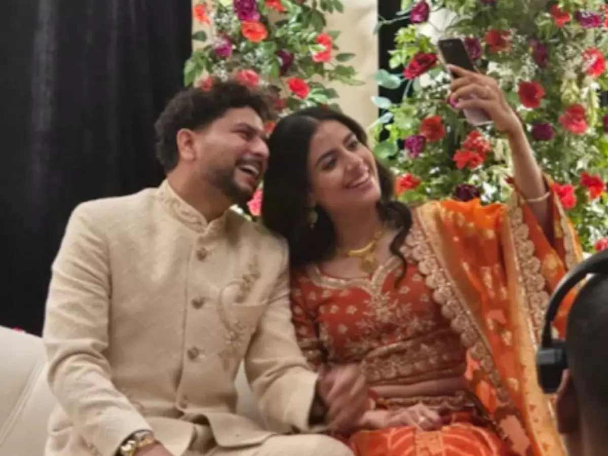 Kuldeep Yadav gets engaged to childhood friend Vanshika in Lucknow; cricketers and close family attend the ceremony Indiatimes
