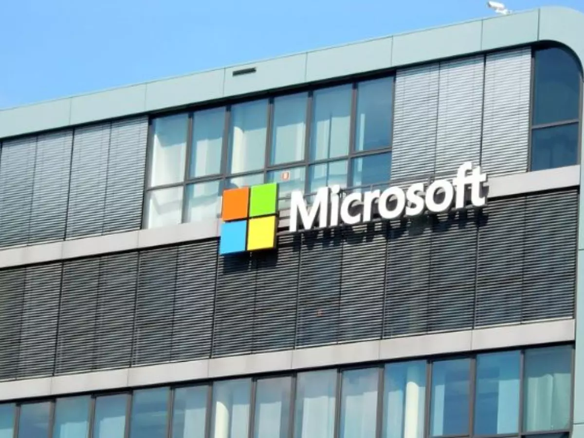 Microsoft planning thousands of job cuts aimed at salespeople Microsoft planning thousands of job cuts aimed at salespeople