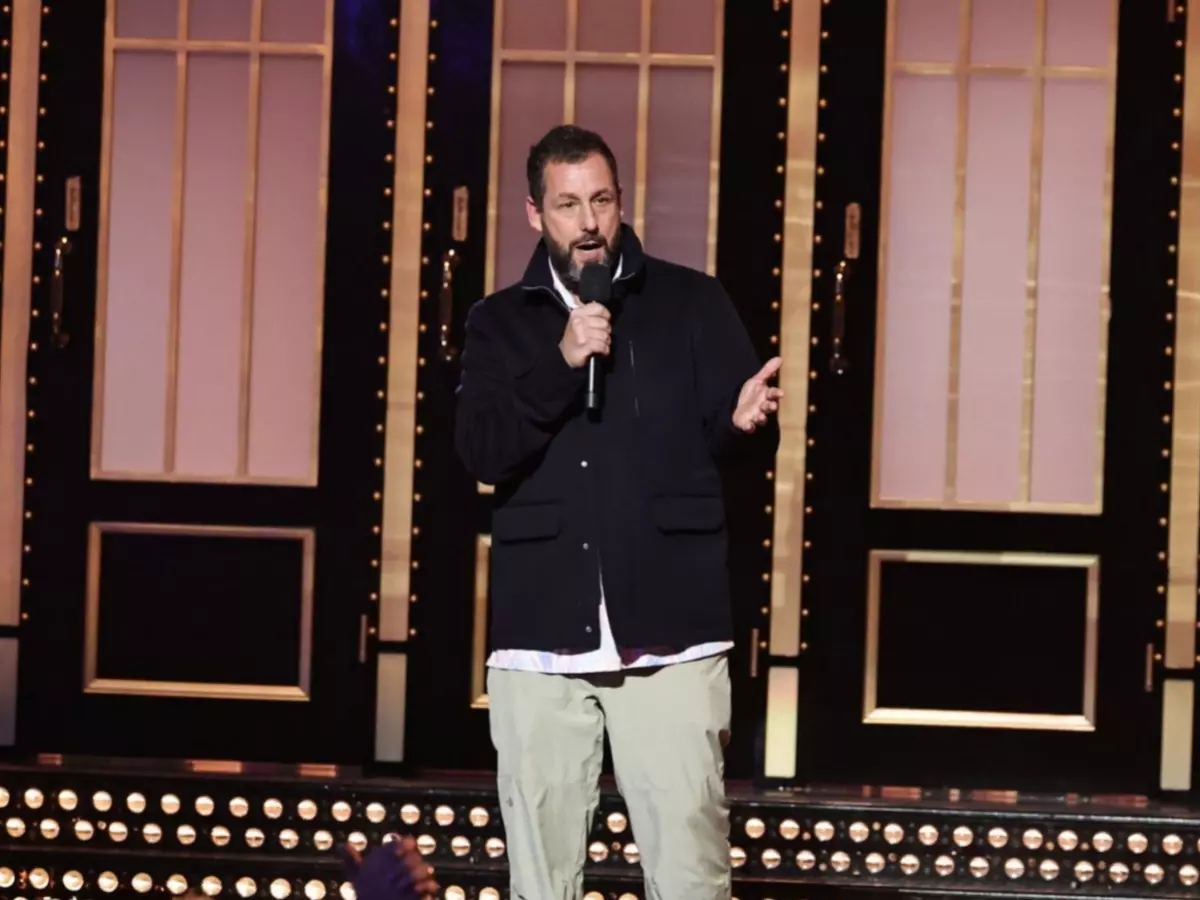 Adam Sandler, star of Billy Madison, Happy Gilmore and Hotel Transylvania, announces ¡®You¡¯re my best friend¡¯ comedy tour Adam Sandler tour