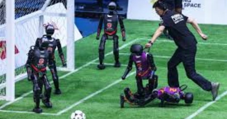 World's first fully autonomous AI robot football match held in China: What you need to know