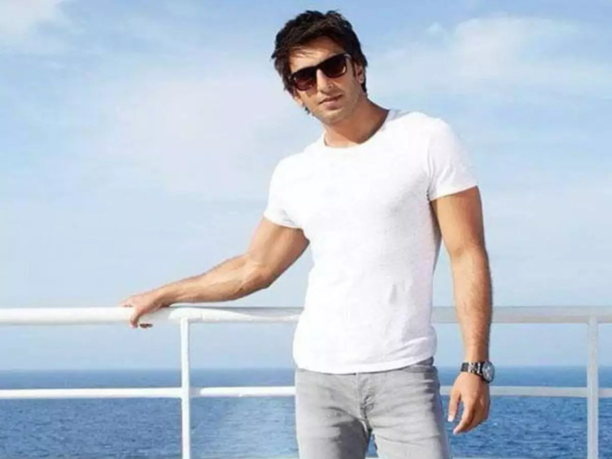 Dil Dhadakne Do turns 10: Ranveer Singh and Zoya Akhtar¡¯s first hit that redefined modern family drama in bollywood Indiatimes