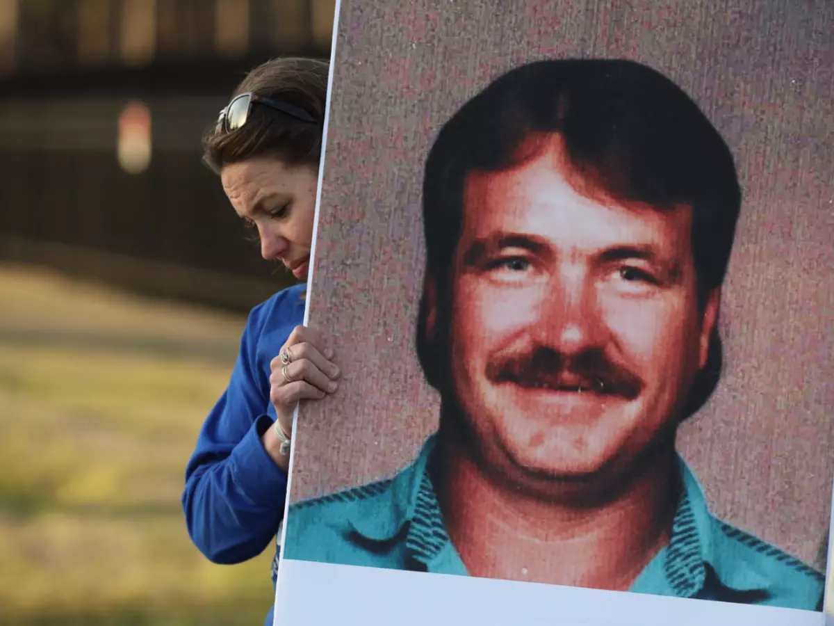 Double murder convict becomes first in US to be executed by firing squad in 15 years Double murder convict becomes first in US to be executed by firing squad in 15 years