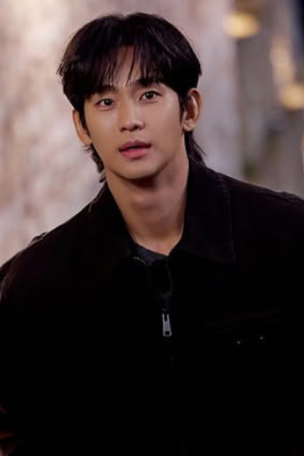 Kim Soo Hyun makes first on-screen appearance since his dating controversy