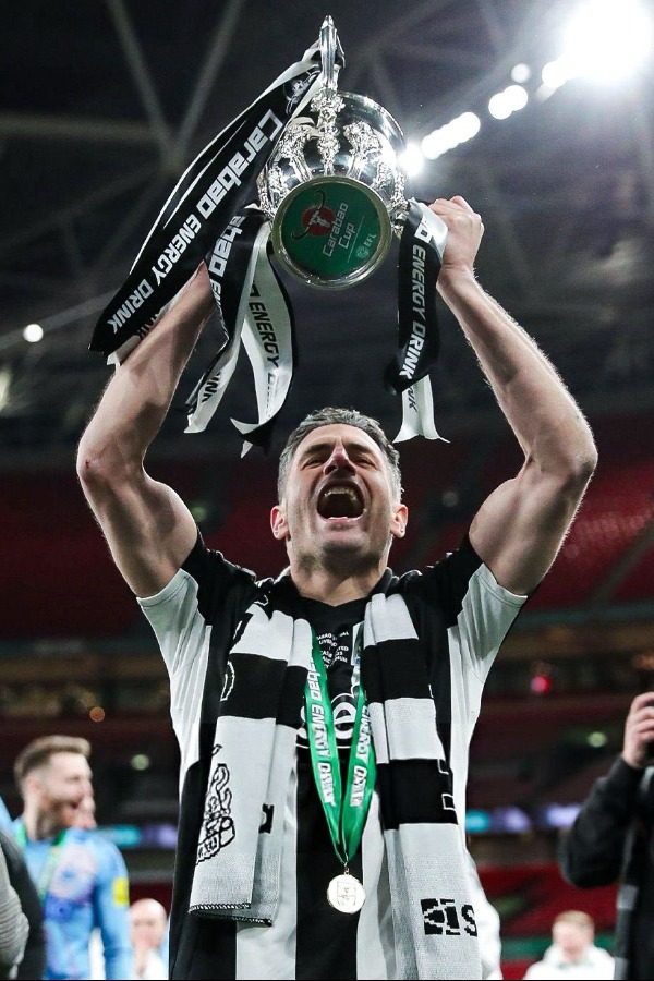 Newcastle finally breaks the 56-year curse, wins Carabao Cup Final