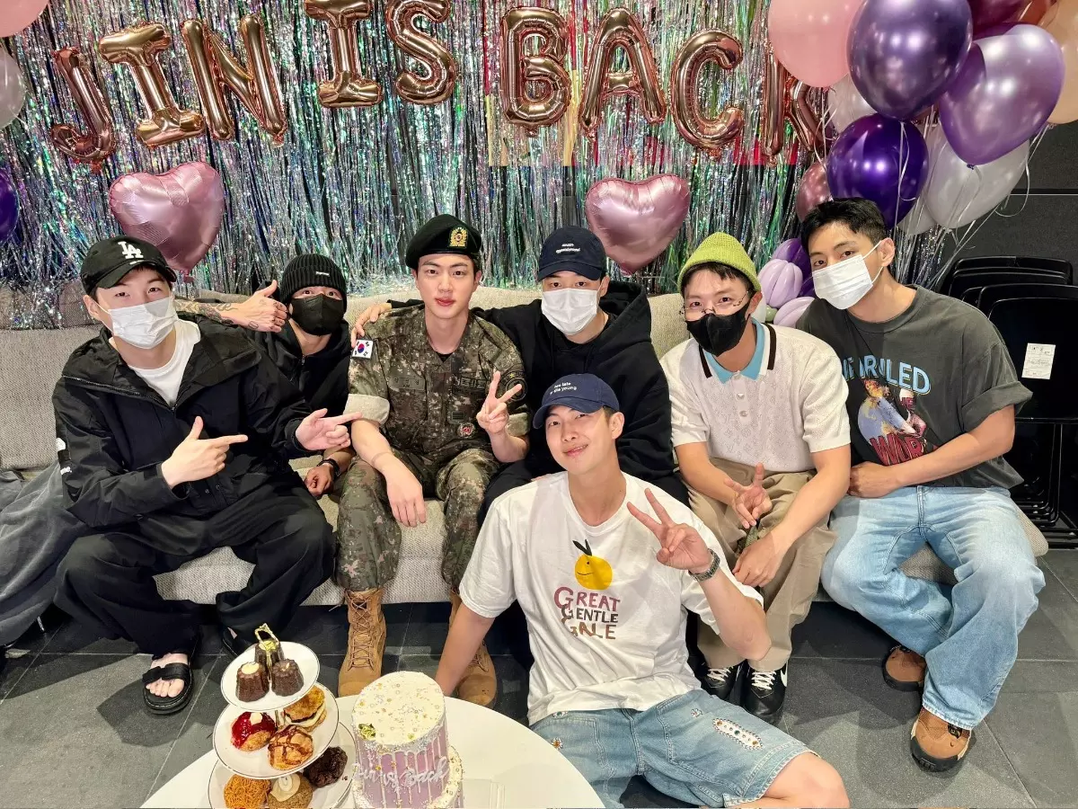 BTS set to reunite in less than a month: ARMY overjoyed! BTS set to reunite in less than a month: ARMY overjoyed!