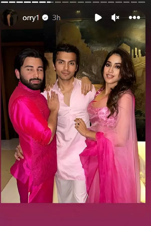 Janhvi Kapoor and Shikhar Pahariya | Credit: Instagram | janhvikapoor Janhvi Kapoor and Shikhar Pahariya | Credit: Instagram | janhvikapoor