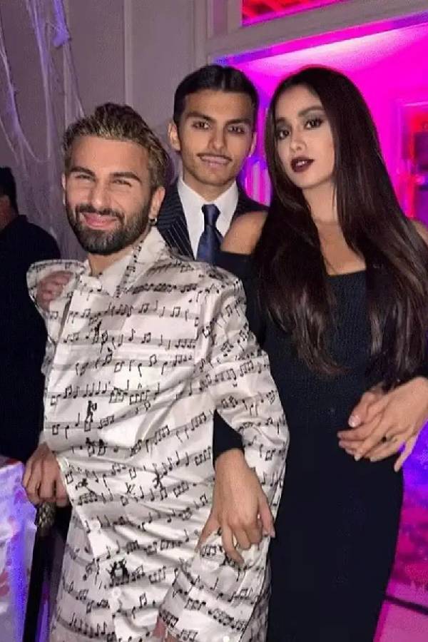 Janhvi Kapoor and Shikhar Pahariya | Credit: Instagram | janhvikapoor