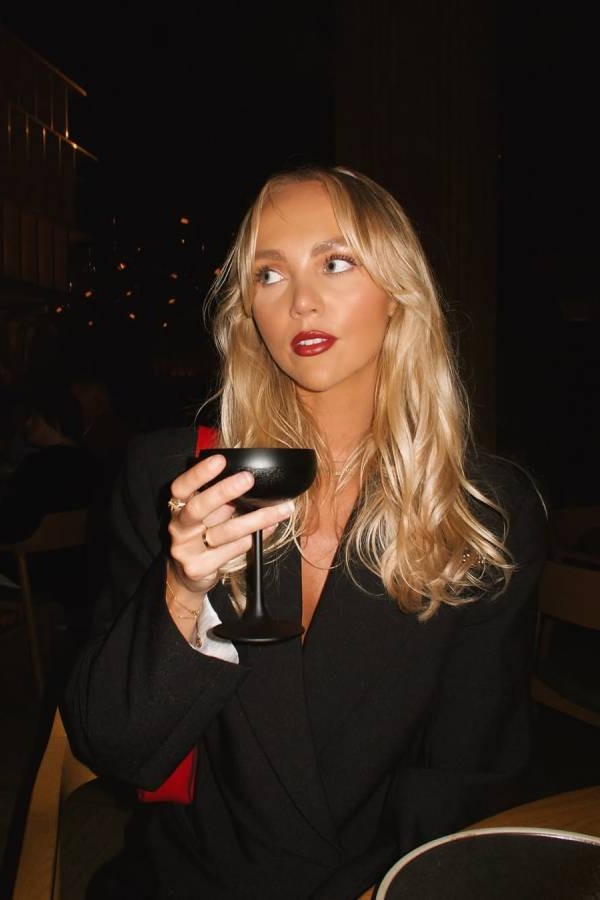 OnlyFans star Annie Knight hospitalised after 583-man explicit content