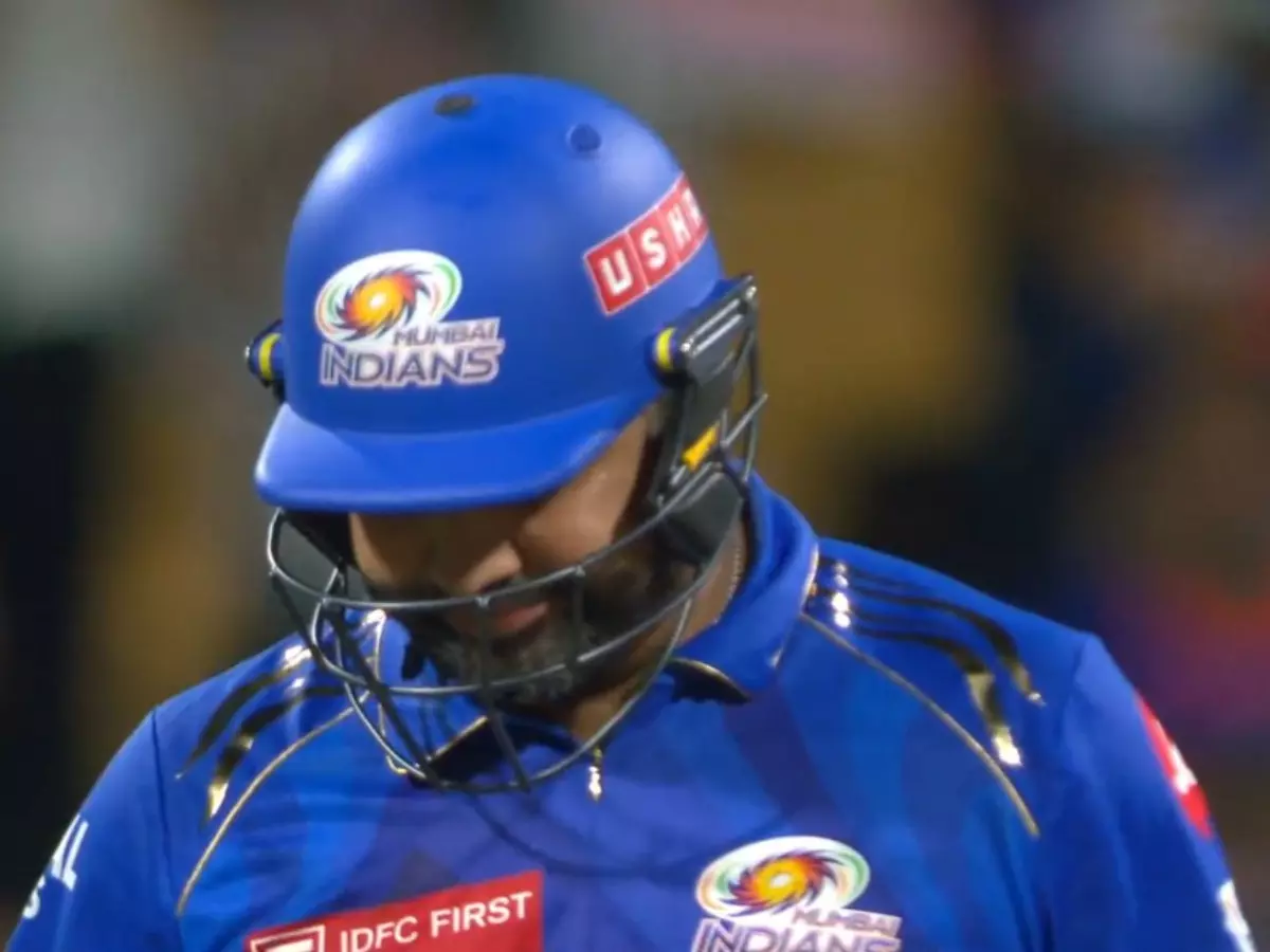 'Fraud and choker' trend as Rohit Sharma falls to left-arm bowler again; fans ask him to retire 'Fraud and choker' trend as Rohit Sharma falls to left-arm bowler again; fans ask him to retire