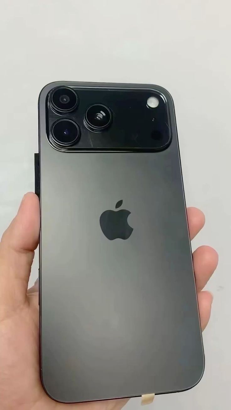 Apple iPhone 17 series: What to expect at the September 9 ‘Awe Dropping’ event | Credit: Macrumors | Credit: X/iphonelovers