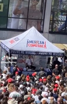 Eyewitnesses scream 'Oh my God' and describe panic and chaos | Credit: X | @mol_lu6