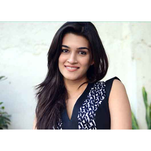 Is Kirti Sanon A Hit Or A Flop