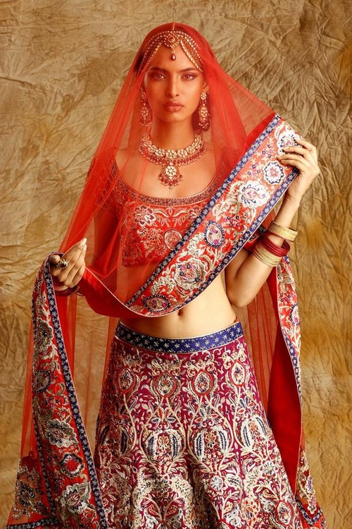 Best in Town for Rental service | Mother daughter fashion, Rent dresses,  Lehenga
