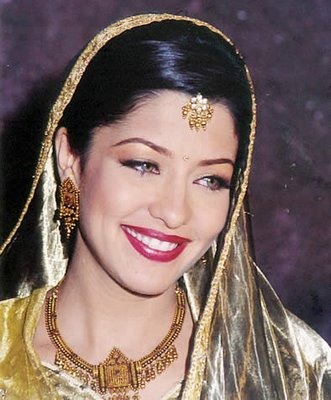 Hot Pics Of Aditi Govitrikar