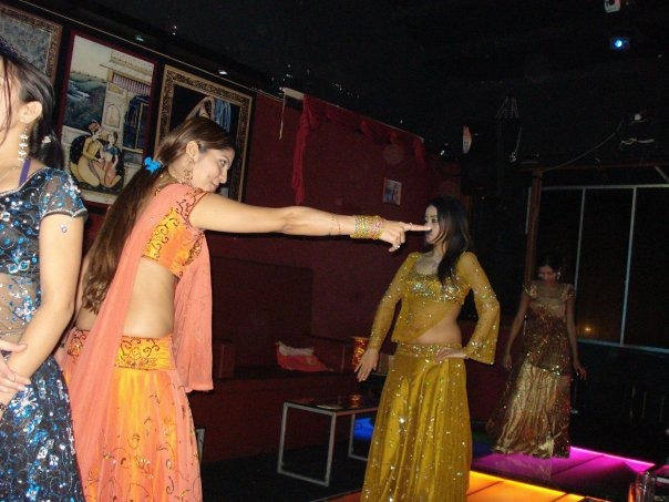 Real Life Mumbai Bar Dancers