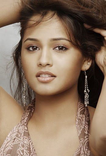 Dipika Pallikal Hot Photos